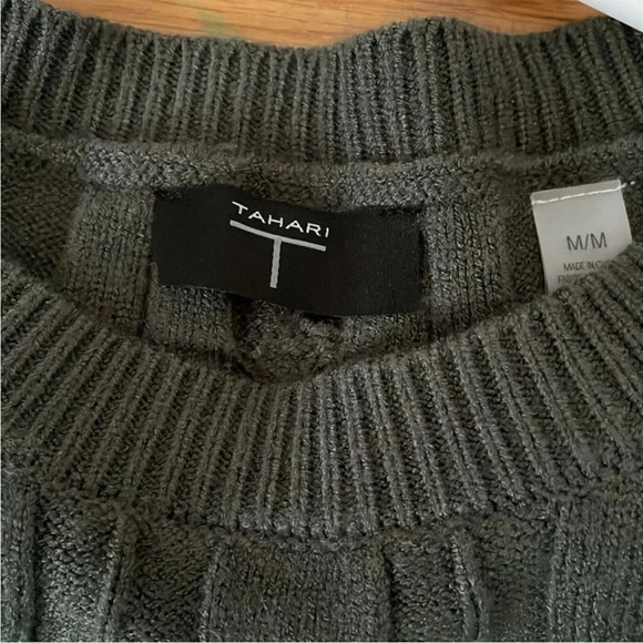 T Tahari NWT Cable Knit Sweater Women Sz Medium Alpine Green Fringe Trim Chunky - Picture 7 of 8